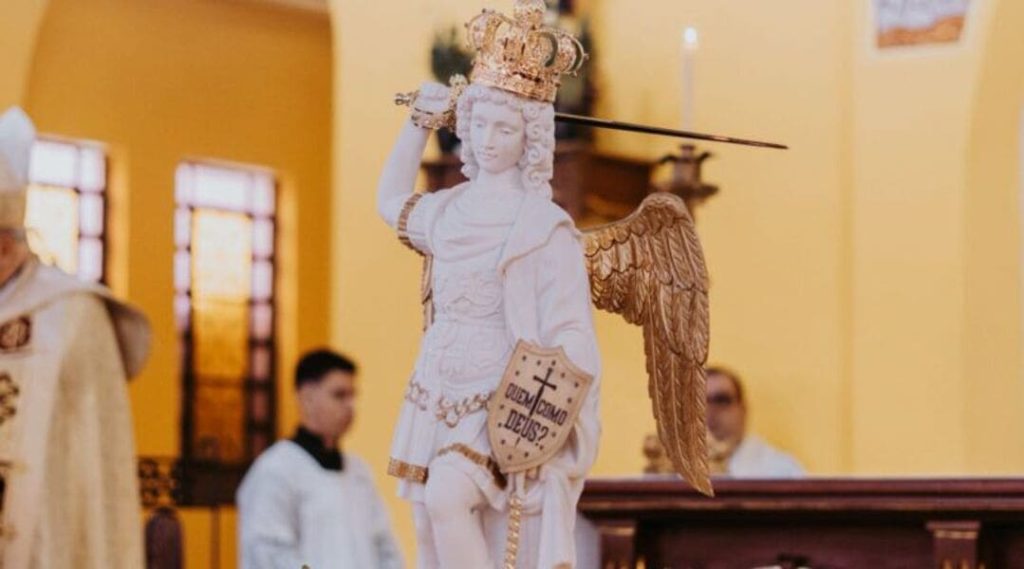 Fortaleza se prepara para receber a Festa de São Miguel com a Imagem oficial da peregrinação conduzida pelo Instituto Hesed no Brasil